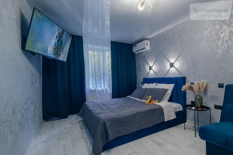 улица Володарского, 13