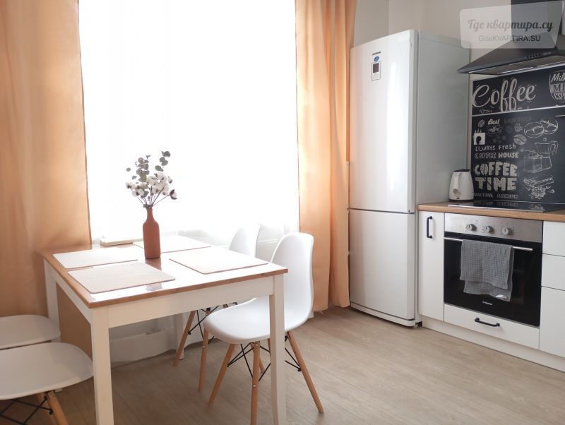проспект Альберта Камалеева, 32