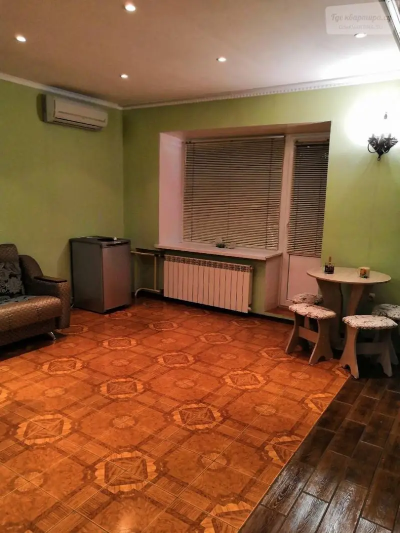 улица Парижской Коммуны, 40